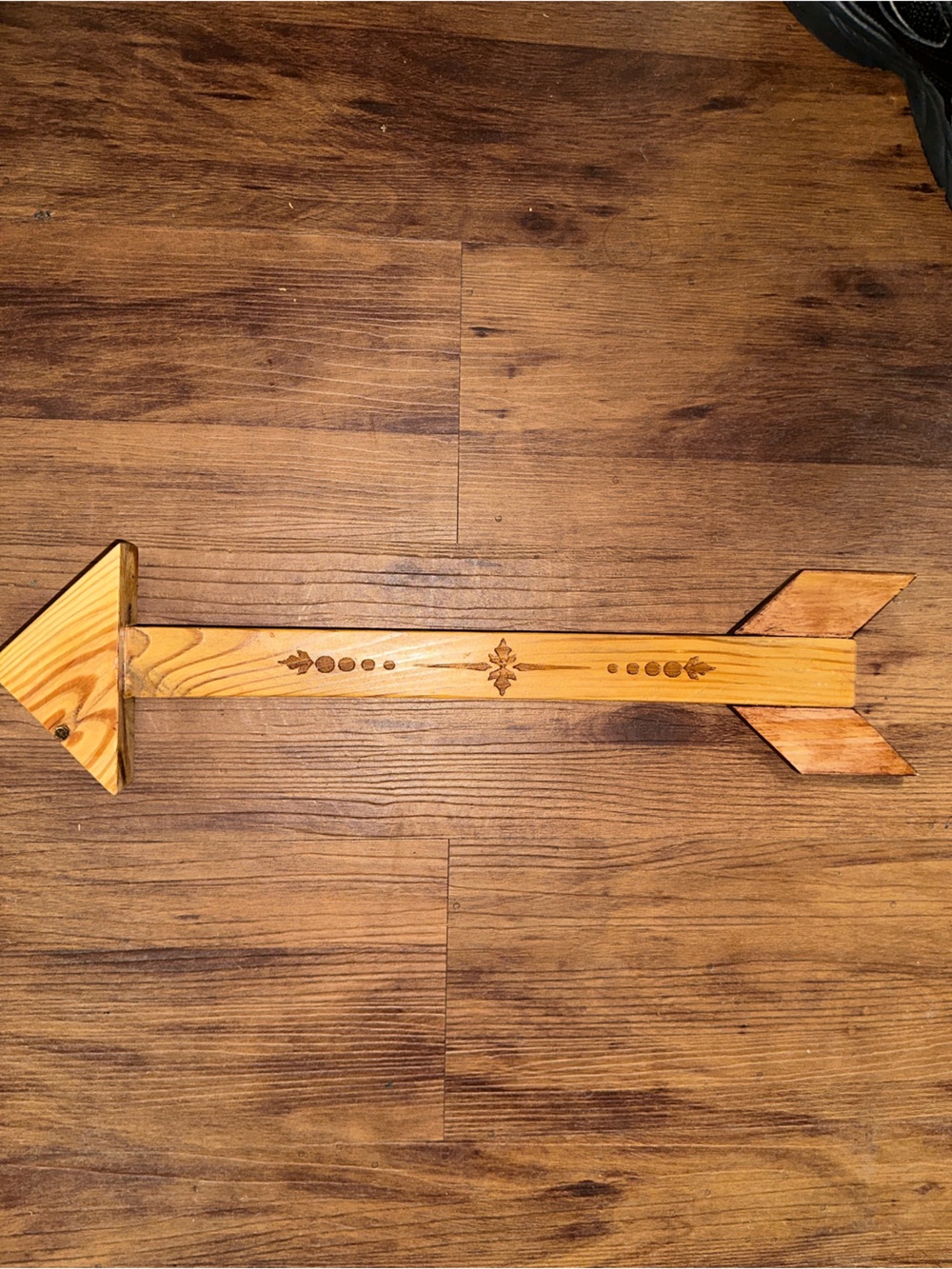 Handcrafted Decorative Wooden Arrow Wall Hanging